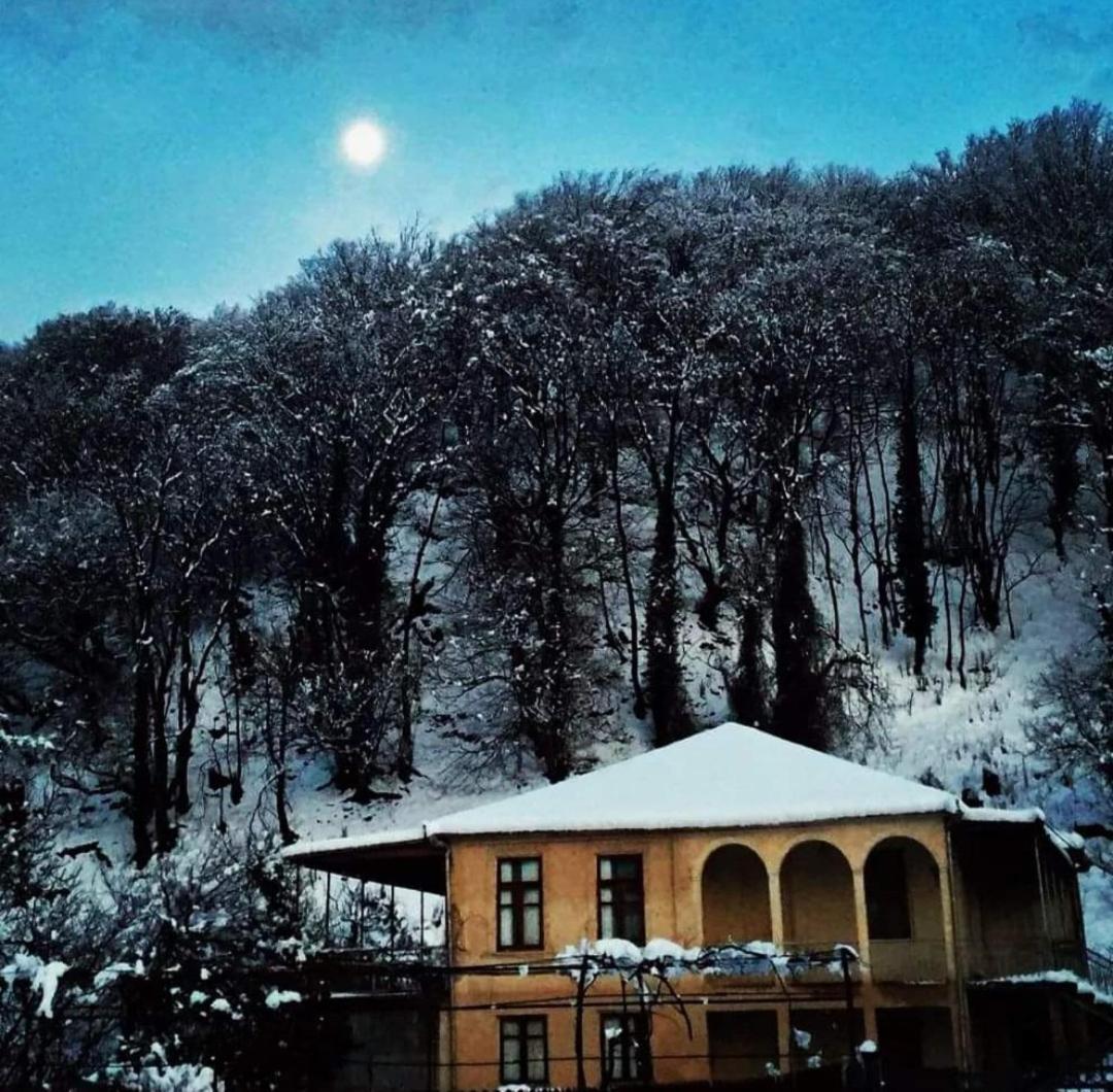 Ezo Hotel Jvari Екстериор снимка